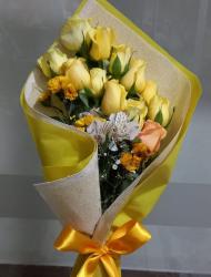 Ramo yellow roses