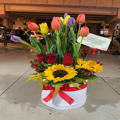 Adorno tulip-girasol 